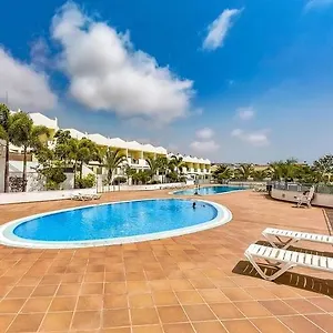 https://townhouse-costa-adeje-4.in-canary-islands.com